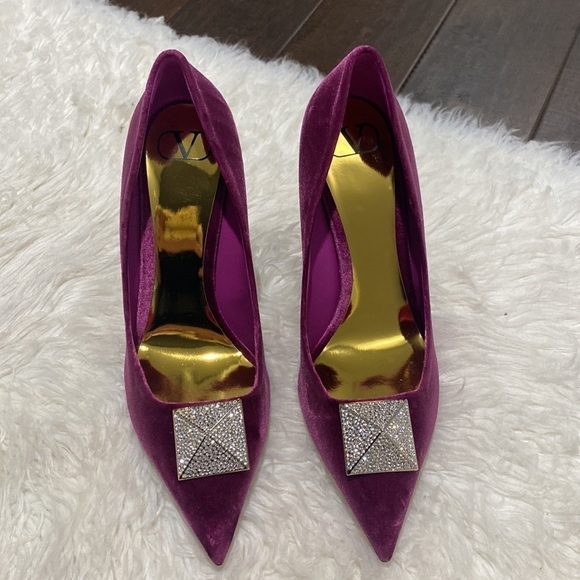 New Valentino Garavani stud pumps in rose‎ violet size 41EU - Picture 9 of 11
